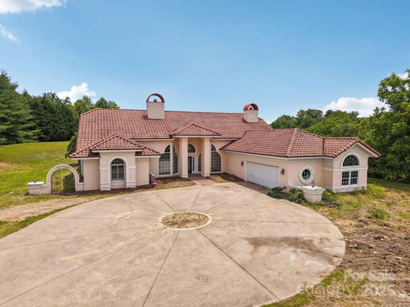 69 Sprouse Town Road, Weaverville, NC 28787.  MLS# CAR4271502, YatesRealty ID 20487. 