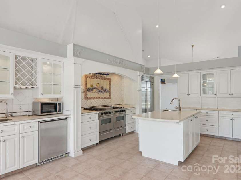 69 Sprouse Town Road, Weaverville, NC 28787.  MLS# CAR4271502, YatesRealty ID 20487. 