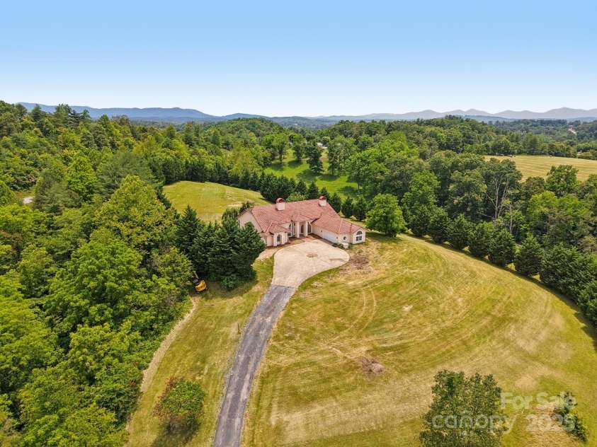 69 Sprouse Town Road, Weaverville, NC 28787.  MLS# CAR4271502, YatesRealty ID 20487. 
