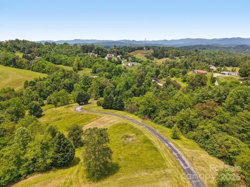 69 Sprouse Town Road, Weaverville, NC 28787.  MLS# CAR4271502, YatesRealty ID 20487. 