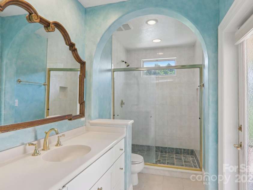 69 Sprouse Town Road, Weaverville, NC 28787.  MLS# CAR4271502, YatesRealty ID 20487. Guest Bath