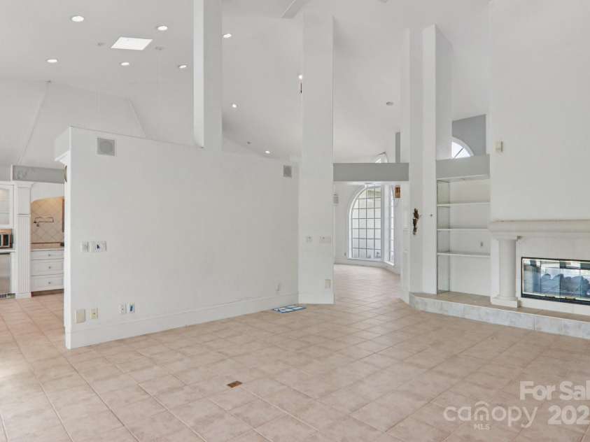 69 Sprouse Town Road, Weaverville, NC 28787.  MLS# CAR4271502, YatesRealty ID 20487. Living Room