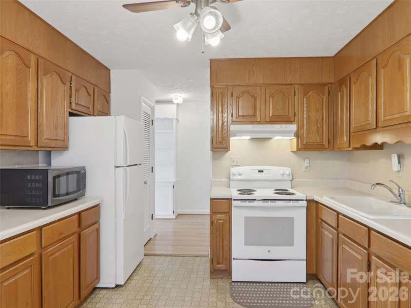 927 Ladson Road, Mills River, NC 28759.  MLS# CAR4370799, YatesRealty ID 20487. 2nd living qtrs full kitchen