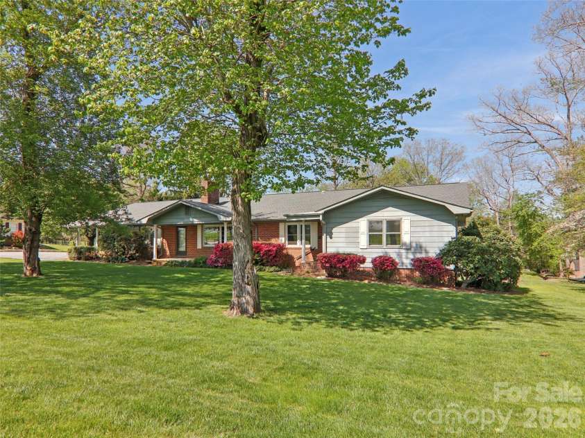 927 Ladson Road, Mills River, NC 28759.  MLS# CAR4370799, YatesRealty ID 20487. 