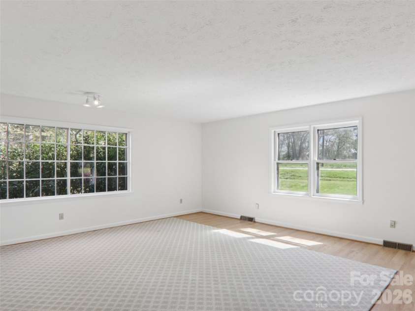 927 Ladson Road, Mills River, NC 28759.  MLS# CAR4370799, YatesRealty ID 20487. 