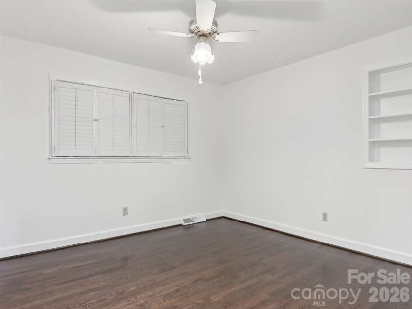927 Ladson Road, Mills River, NC 28759.  MLS# CAR4370799, YatesRealty ID 20487. Bedroom #3