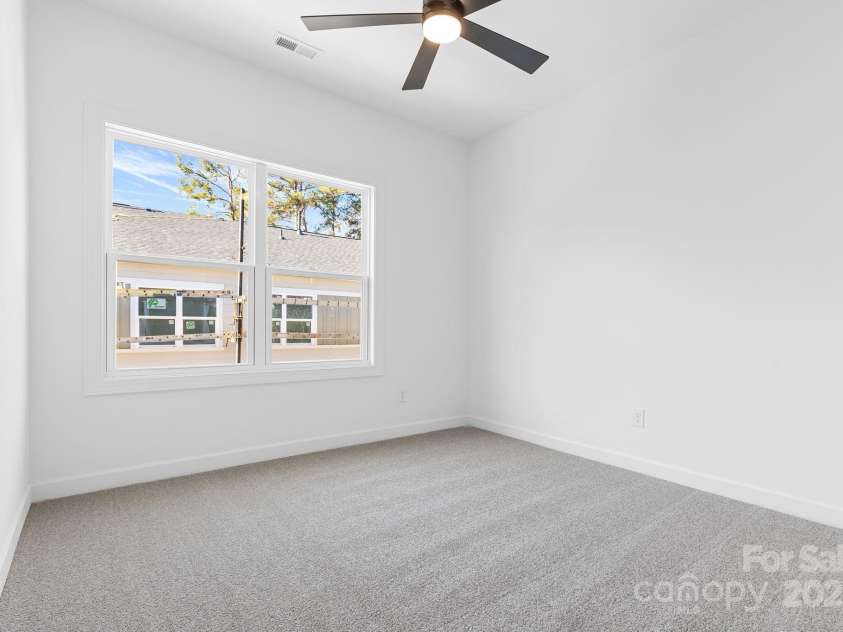 3713 Lou Ann Avenue, Charlotte, NC 28208.  MLS# CAR4210331, YatesRealty ID 20489. 