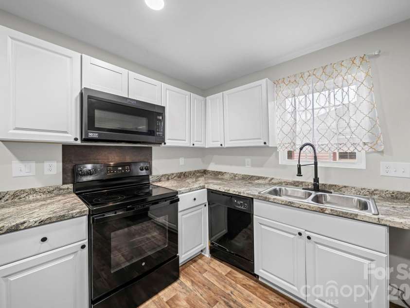 357 Preyer Street, Shelby, NC 28152.  MLS# CAR4327802, YatesRealty ID 2049. 