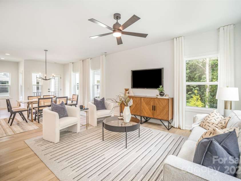 3709 Lou Ann Avenue, Charlotte, NC 28208.  MLS# CAR4326994, YatesRealty ID 20490. 