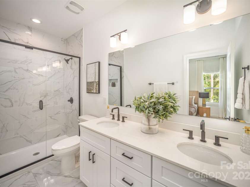 3928 Hager Drive, Charlotte, NC 28208.  MLS# CAR4295854, YatesRealty ID 20493. 