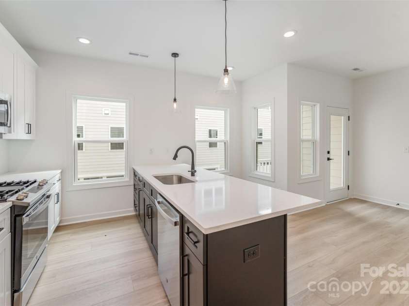 3928 Hager Drive, Charlotte, NC 28208.  MLS# CAR4295854, YatesRealty ID 20493. 