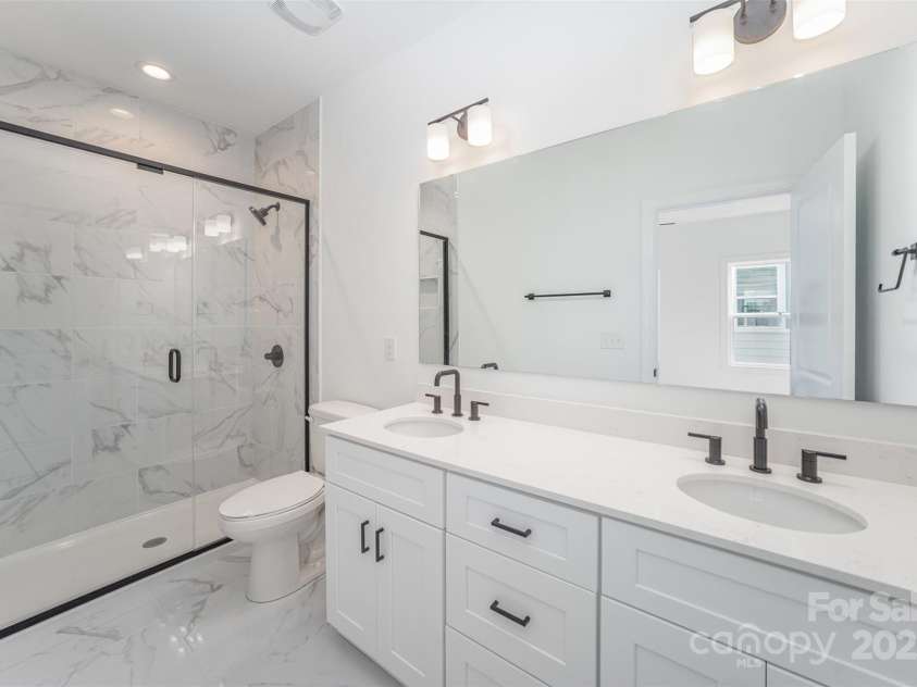 3928 Hager Drive, Charlotte, NC 28208.  MLS# CAR4295854, YatesRealty ID 20493. 