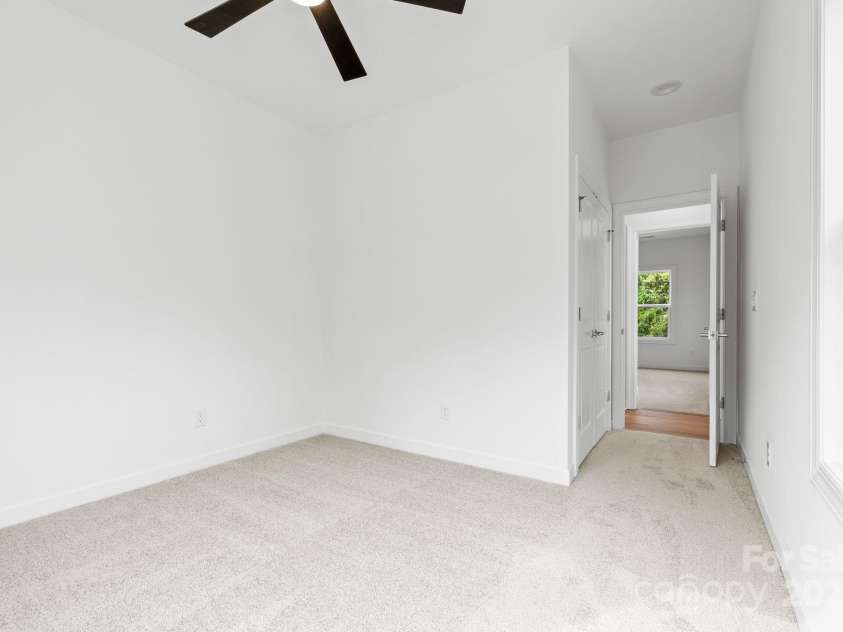 3924 Hager Drive, Charlotte, NC 28208.  MLS# CAR4264220, YatesRealty ID 20494. 
