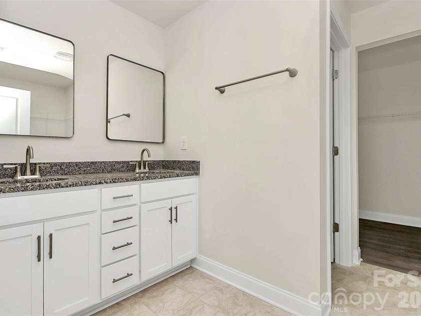 3204 Leah Elizabeth Lane, Monroe, NC 28110.  MLS# CAR4336583, YatesRealty ID 20495. Primary Bath