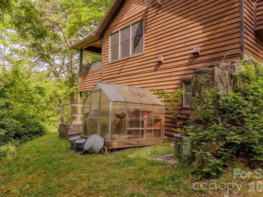 97 Covered Bridge Road, Stecoah, NC 98771.  MLS# CAR4377921, YatesRealty ID 20498. 