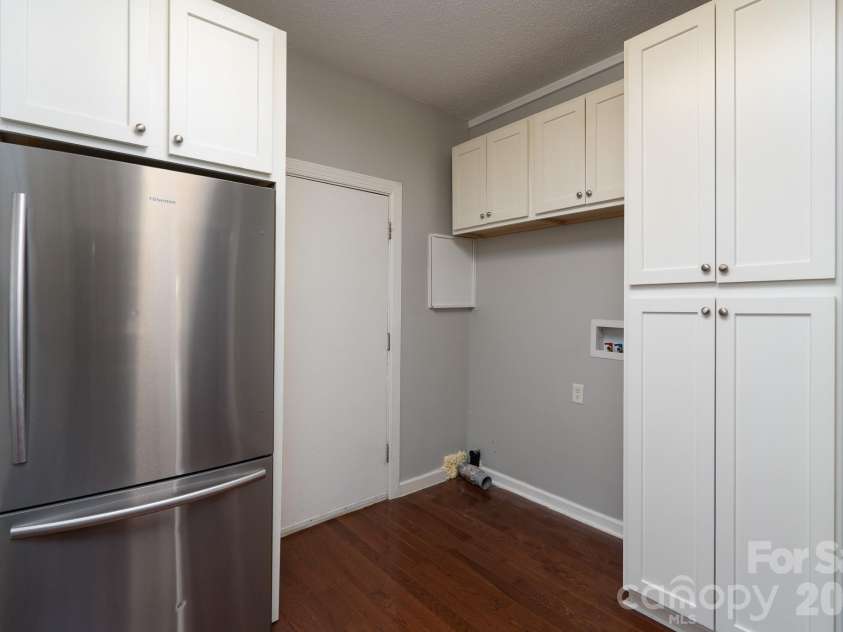 607 Salisbury Avenue, Spencer, NC 28159.  MLS# CAR4362068, YatesRealty ID 20499. 