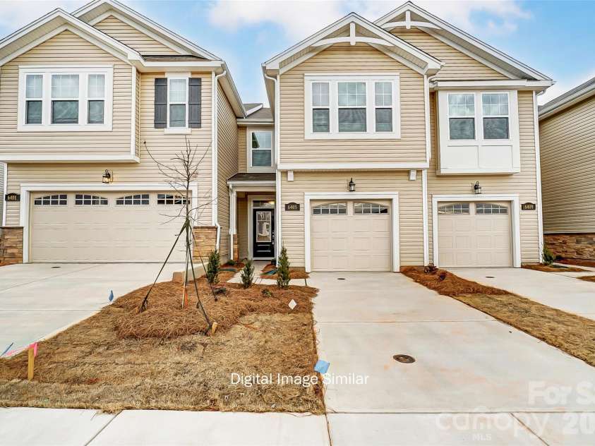 6018 Mallow Crossing Lane, Charlotte, NC 28213.  MLS# CAR4336032, YatesRealty ID 2050. 