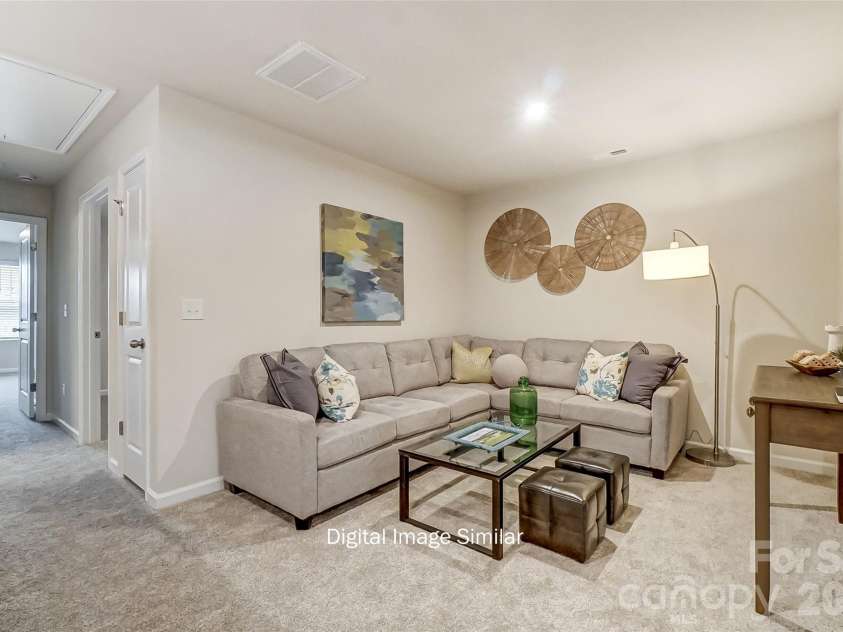 6018 Mallow Crossing Lane, Charlotte, NC 28213.  MLS# CAR4336032, YatesRealty ID 2050. 