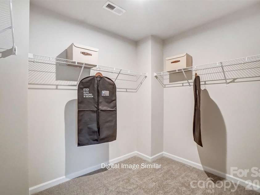 6018 Mallow Crossing Lane, Charlotte, NC 28213.  MLS# CAR4336032, YatesRealty ID 2050. 