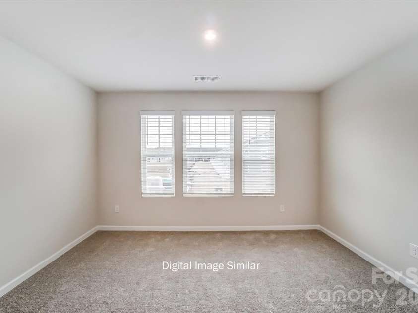 6018 Mallow Crossing Lane, Charlotte, NC 28213.  MLS# CAR4336032, YatesRealty ID 2050. 