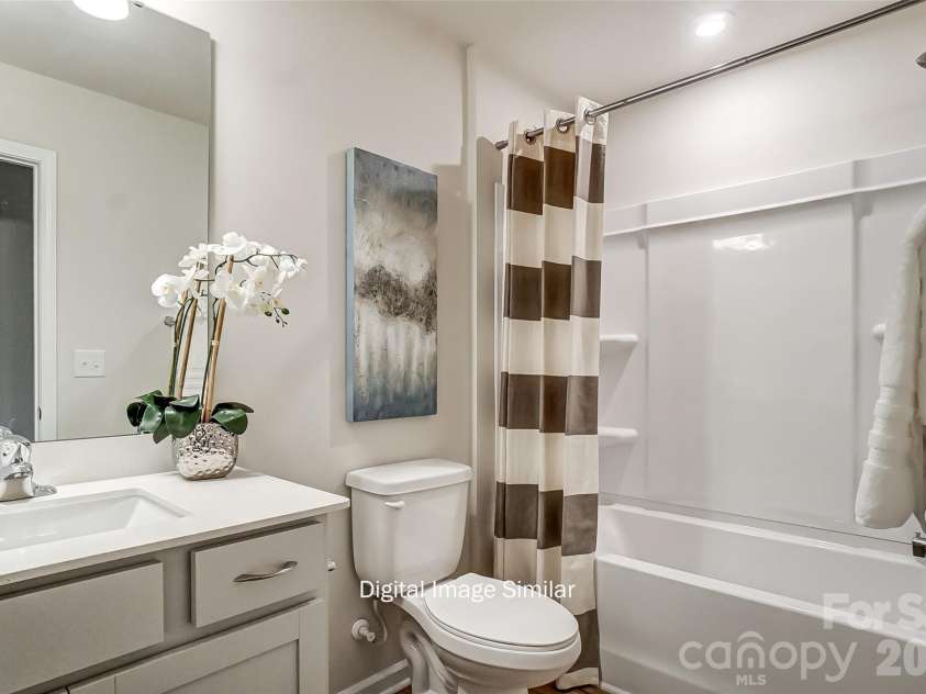 6018 Mallow Crossing Lane, Charlotte, NC 28213.  MLS# CAR4336032, YatesRealty ID 2050. 