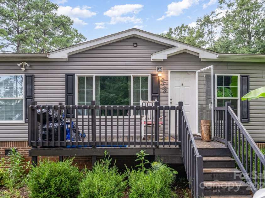 6555 Mcintosh Road, Stanley, NC 28164.  MLS# CAR4277348, YatesRealty ID 2050. 