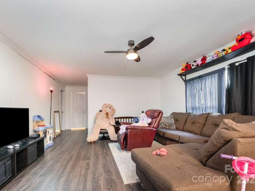 6555 Mcintosh Road, Stanley, NC 28164.  MLS# CAR4277348, YatesRealty ID 2050. 