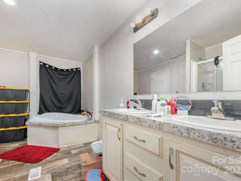 6555 Mcintosh Road, Stanley, NC 28164.  MLS# CAR4277348, YatesRealty ID 2050. 