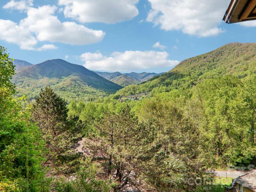 348 Valley Creek Drive, Maggie Valley, NC 28751.  MLS# CAR4372209, YatesRealty ID 20500. WESTERN VIEWS