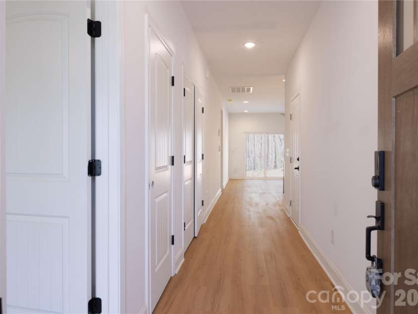 119 Chapel Hill Drive, Troy, NC 27371.  MLS# CAR4347674, YatesRealty ID 20503. Entryway