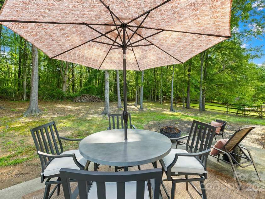 10908 Delsing Court, Charlotte, NC 28214.  MLS# CAR4264464, YatesRealty ID 20504. 12'x20' concrete patio perfect for grilling.