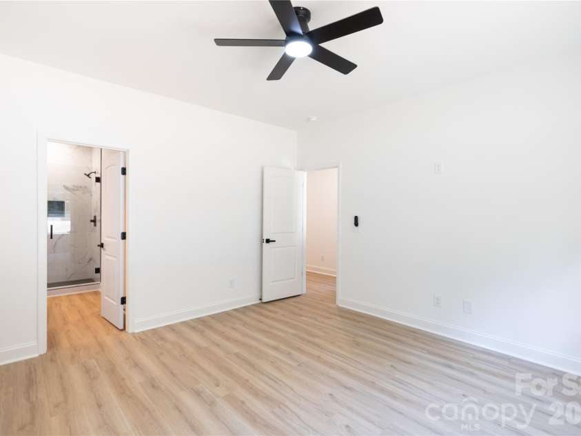 123 Chapel Hill Drive, Troy, NC 27371.  MLS# CAR4347749, YatesRealty ID 20504. 