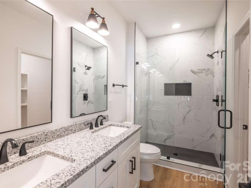 123 Chapel Hill Drive, Troy, NC 27371.  MLS# CAR4347749, YatesRealty ID 20504. 