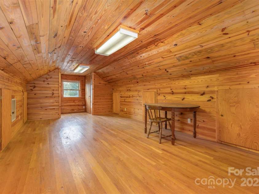 115 Turner Street, Lincolnton, NC 28092.  MLS# CAR4266406, YatesRealty ID 20506. 