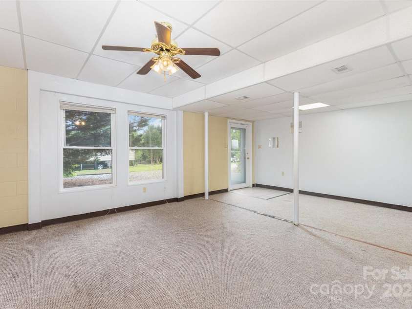 115 Turner Street, Lincolnton, NC 28092.  MLS# CAR4266406, YatesRealty ID 20506. 