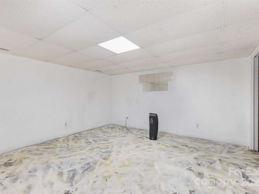 115 Turner Street, Lincolnton, NC 28092.  MLS# CAR4266406, YatesRealty ID 20506. 