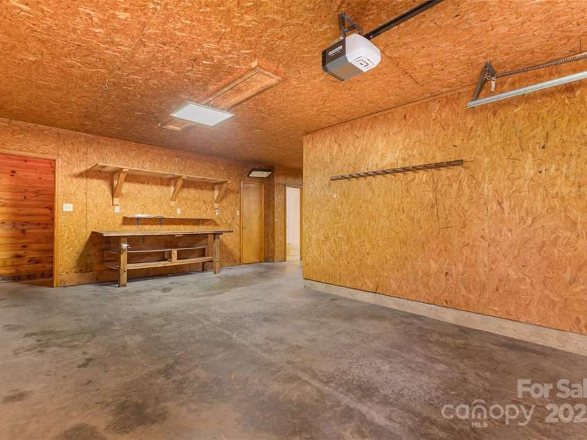 115 Turner Street, Lincolnton, NC 28092.  MLS# CAR4266406, YatesRealty ID 20506. 