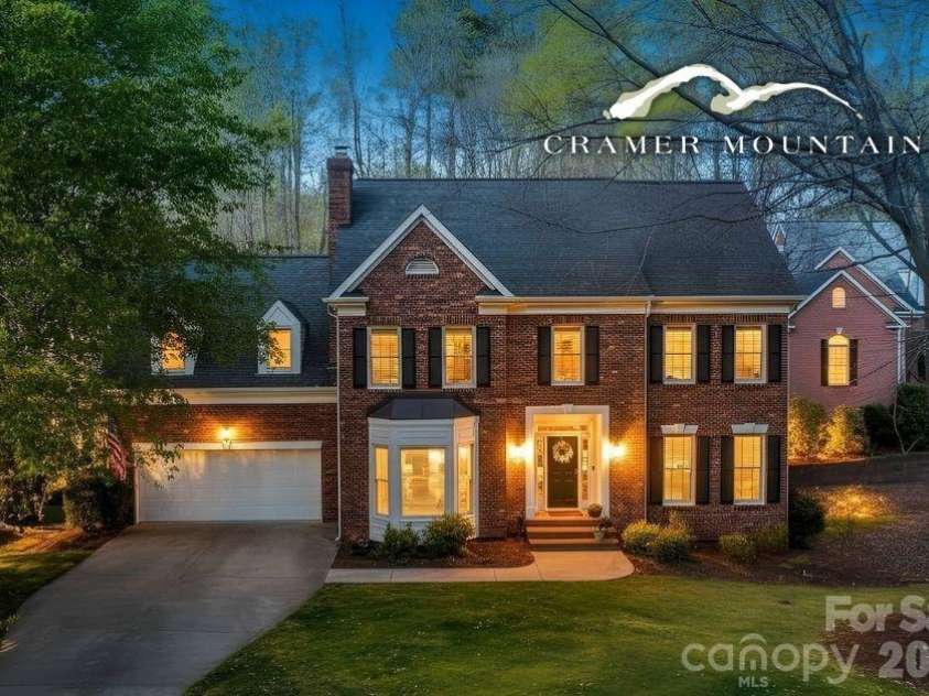 902 Hoke Trail, Cramerton, NC 28032.  MLS# CAR4357798, YatesRealty ID 20506. 