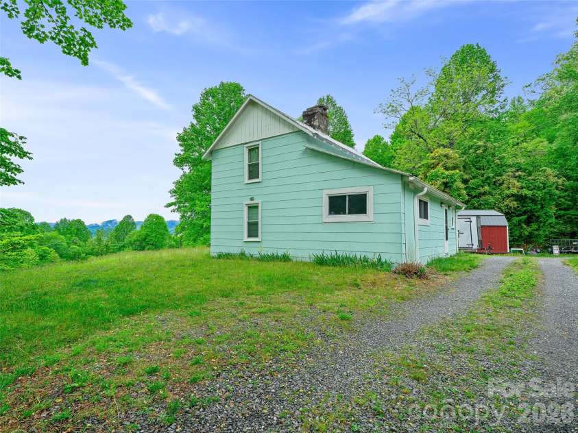 2380 Old Fort Road, Black Mountain, NC 28711.  MLS# CAR4370684, YatesRealty ID 20507. 
