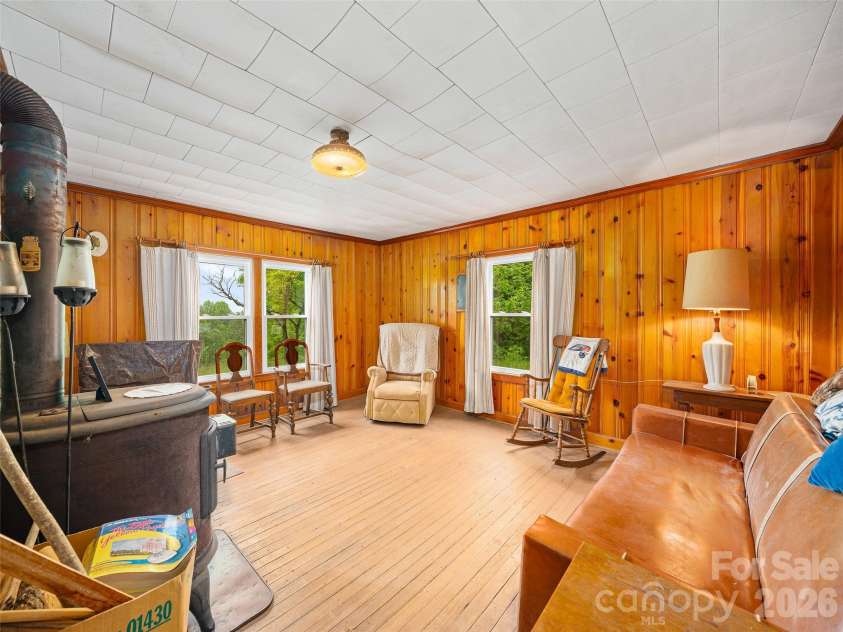 2380 Old Fort Road, Black Mountain, NC 28711.  MLS# CAR4370684, YatesRealty ID 20507. 