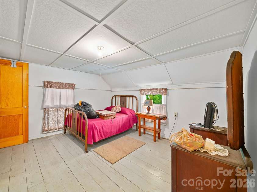 2380 Old Fort Road, Black Mountain, NC 28711.  MLS# CAR4370684, YatesRealty ID 20507. 