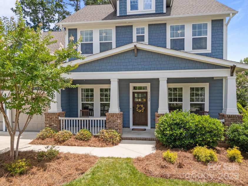 11329 Fullerton Place Drive, Huntersville, NC 28078.  MLS# CAR4268306, YatesRealty ID 20508. 