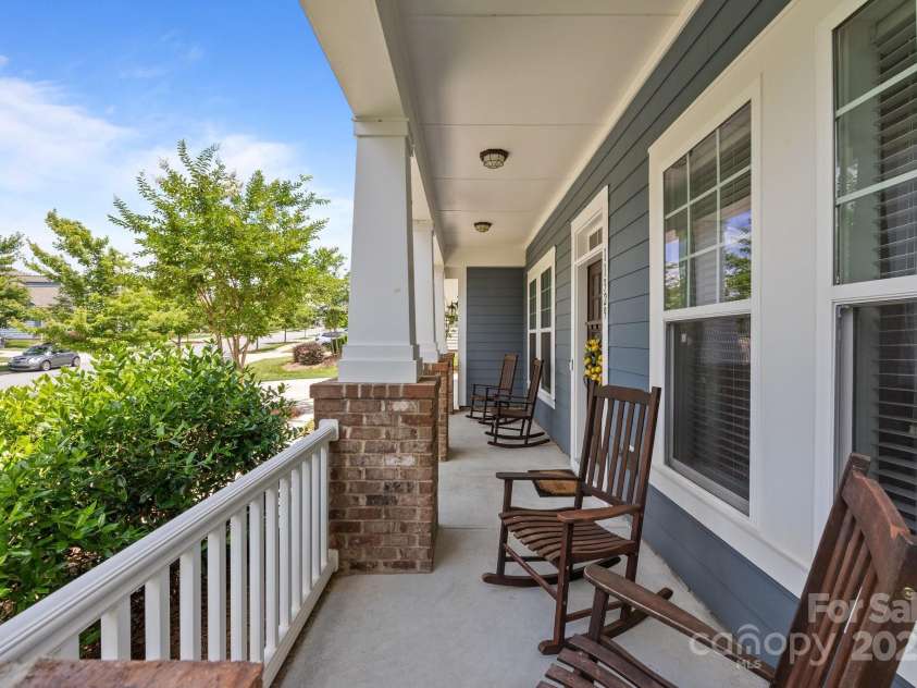 11329 Fullerton Place Drive, Huntersville, NC 28078.  MLS# CAR4268306, YatesRealty ID 20508. 