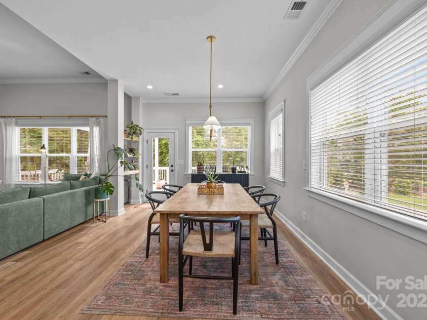 11329 Fullerton Place Drive, Huntersville, NC 28078.  MLS# CAR4268306, YatesRealty ID 20508. 