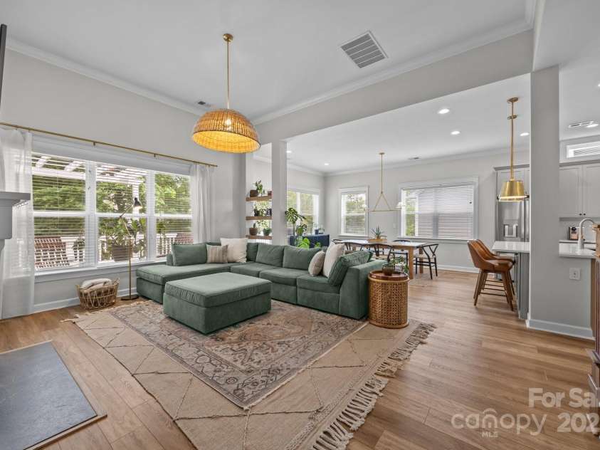 11329 Fullerton Place Drive, Huntersville, NC 28078.  MLS# CAR4268306, YatesRealty ID 20508. 