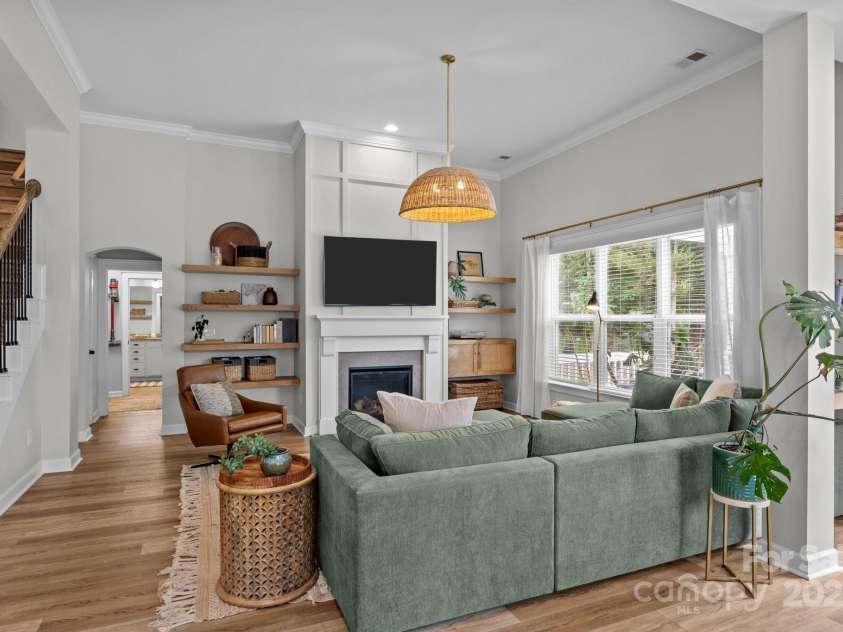 11329 Fullerton Place Drive, Huntersville, NC 28078.  MLS# CAR4268306, YatesRealty ID 20508. 