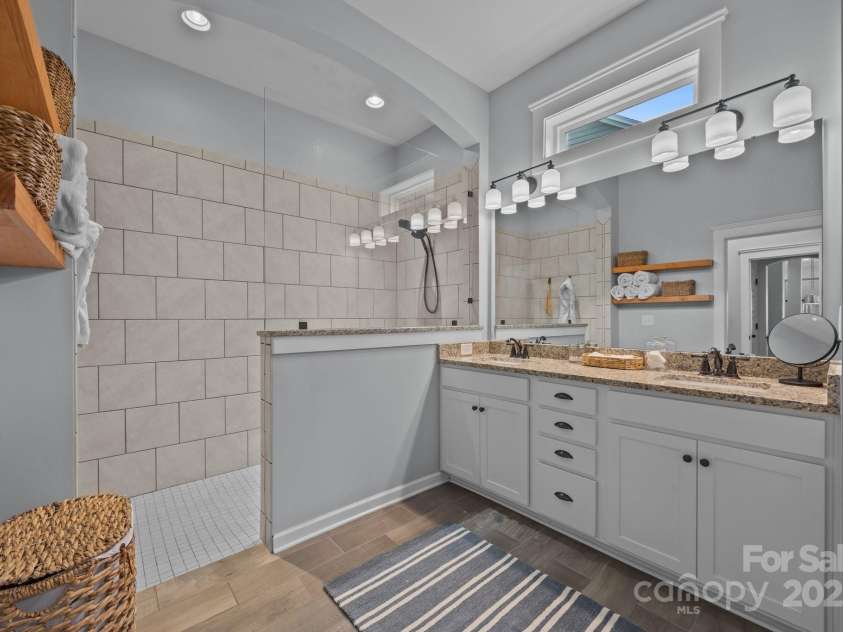 11329 Fullerton Place Drive, Huntersville, NC 28078.  MLS# CAR4268306, YatesRealty ID 20508. 