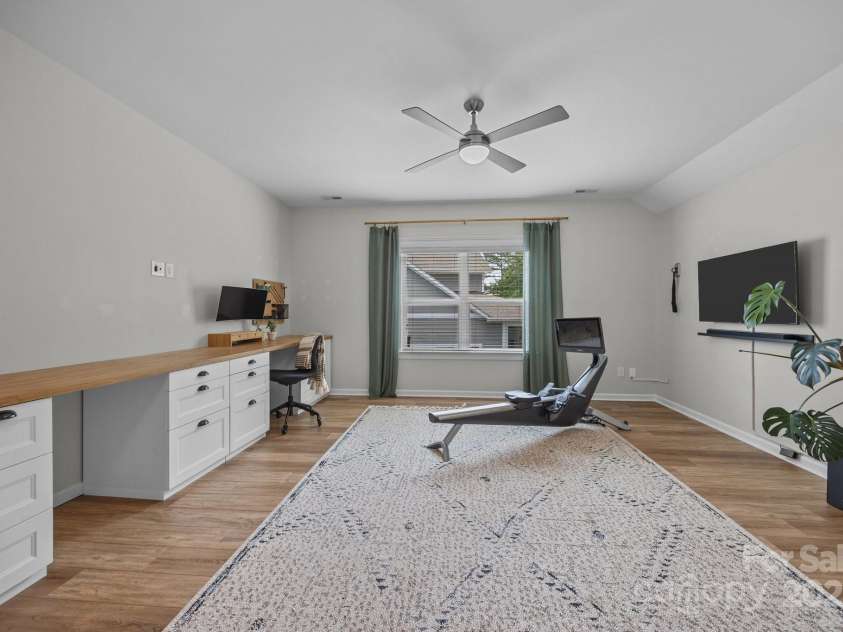 11329 Fullerton Place Drive, Huntersville, NC 28078.  MLS# CAR4268306, YatesRealty ID 20508. 