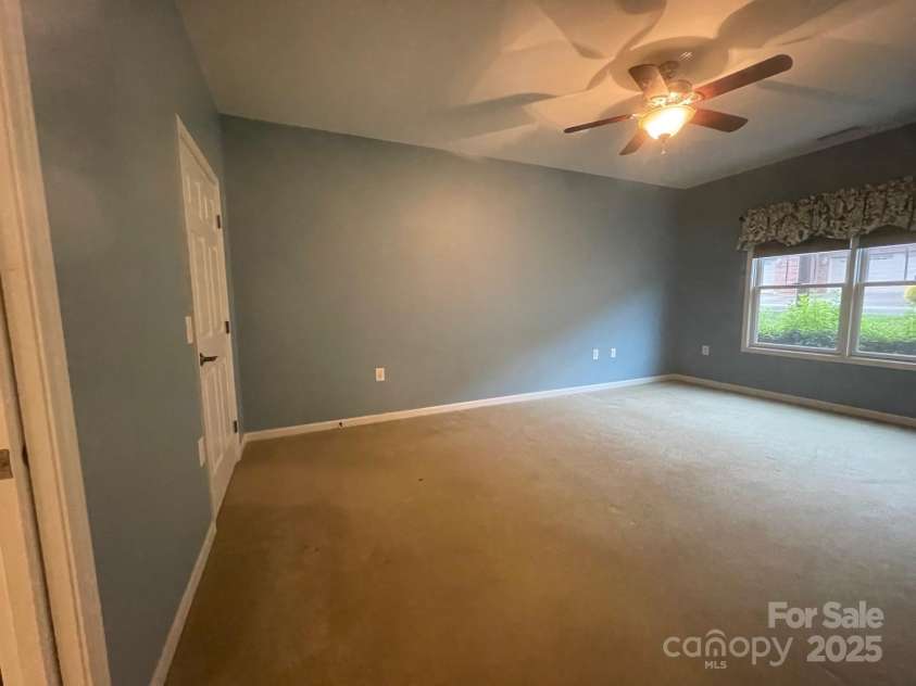 481 26th Avenue, Hickory, NC 28601.  MLS# CAR4326989, YatesRealty ID 2051. Primary Bedroom