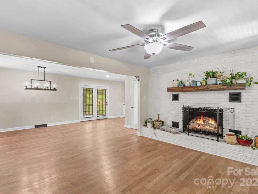 2229 Old Wilkesboro Road, Statesville, NC 28625.  MLS# CAR4269485, YatesRealty ID 20510. 